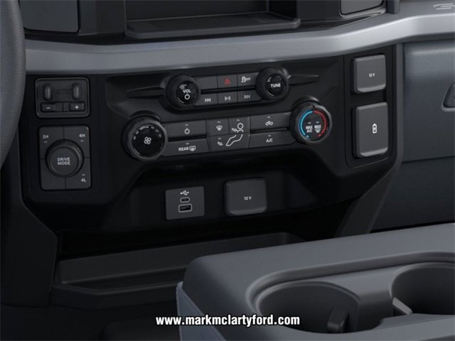 New 2026 Ford F350 XL w/ XL Chrome Package image 15