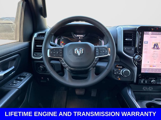 Used 2025 RAM 1500 Big Horn AWD/4WD image 17