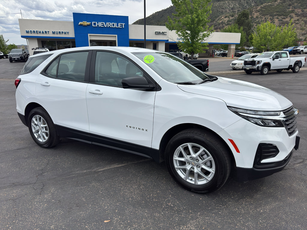 Used 2023 Chevrolet Equinox LS AWD/4WD image 1