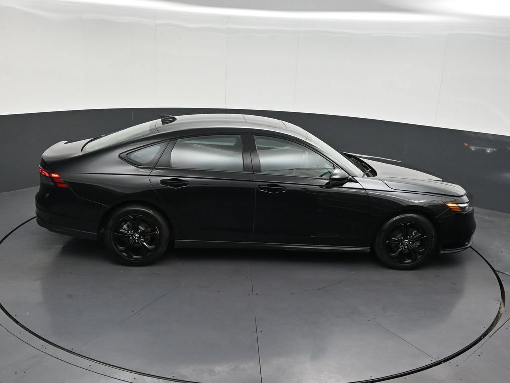 Used 2025 Honda Accord SE image 21