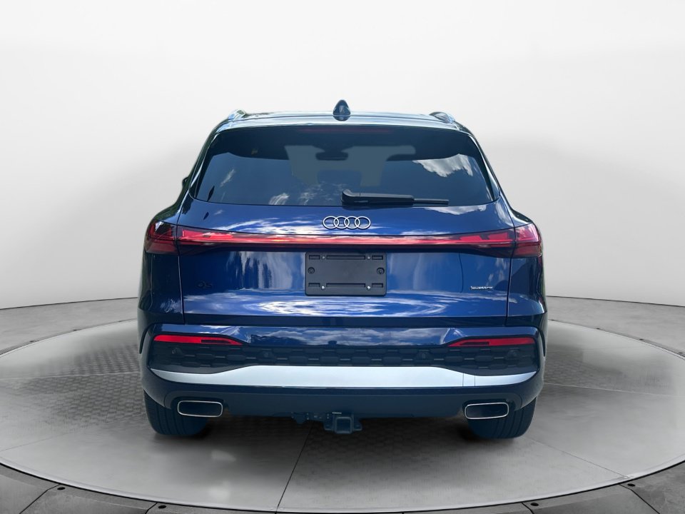 Certified 2025 Audi Q5 Prestige AWD/4WD image 6