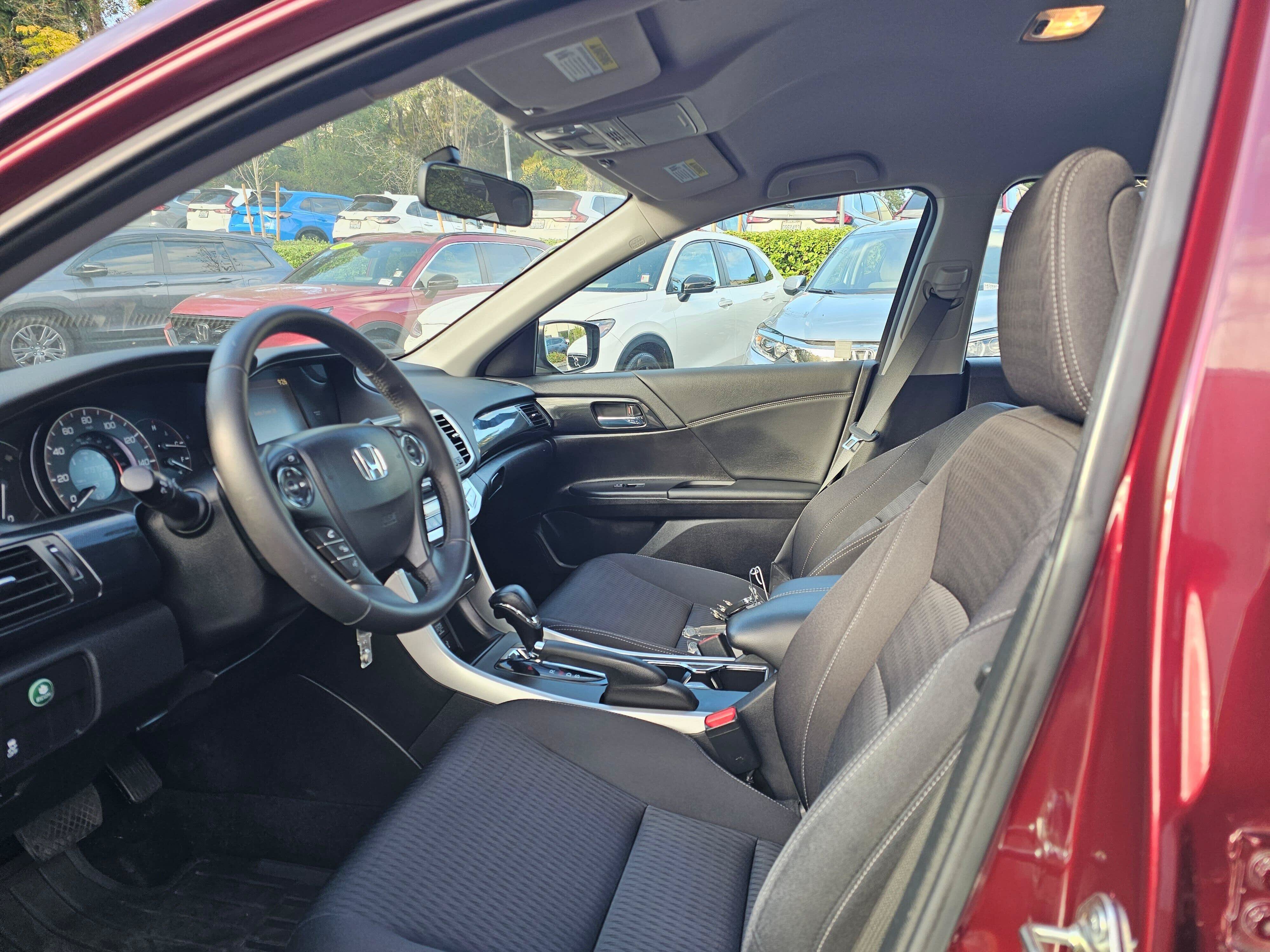 Used 2015 Honda Accord Sport image 24