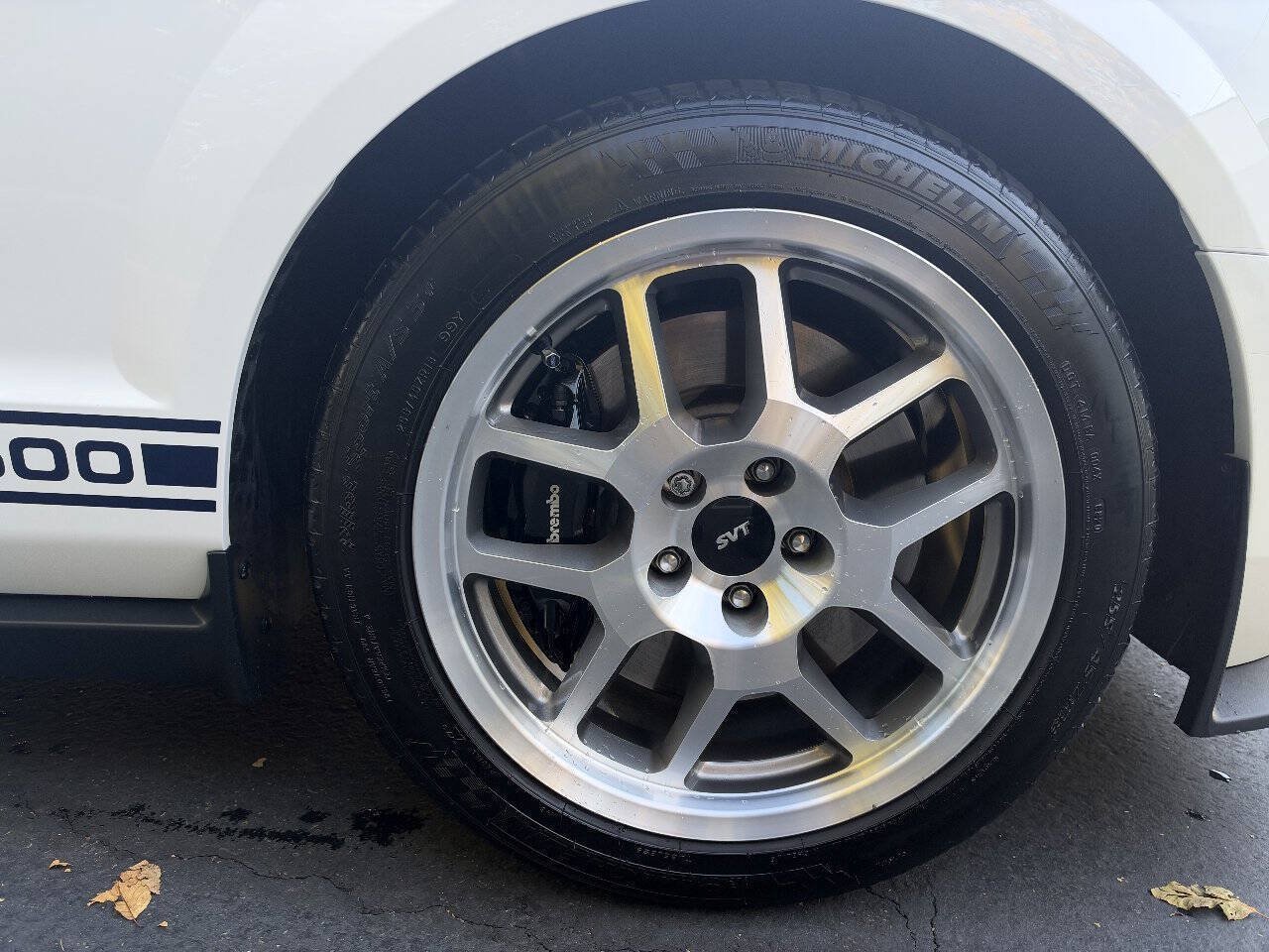 Used 2007 Ford Mustang Shelby GT500 RWD image 18