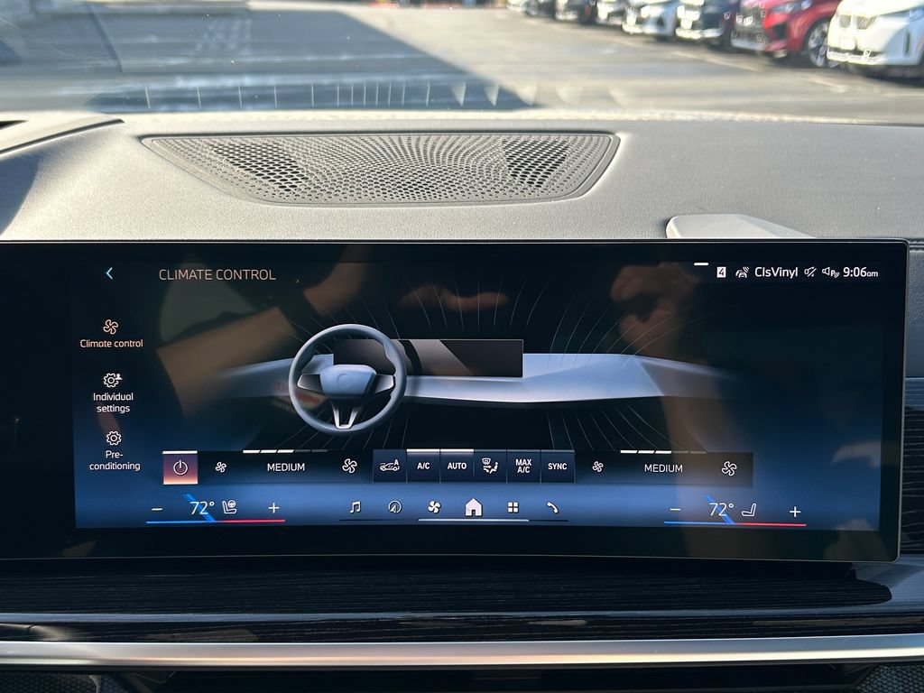 New 2027 BMW X7 xDrive40i w/ M Sport Package AWD/4WD image 24