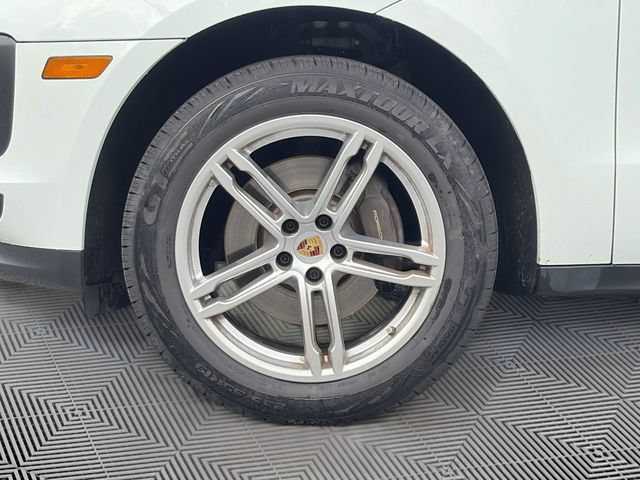 Used 2019 Porsche Macan AWD/4WD image 18