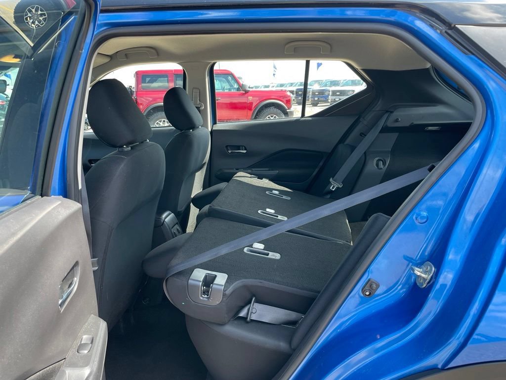 Used 2024 Nissan Kicks SV w/ Interior Electronics Package FWD image 40