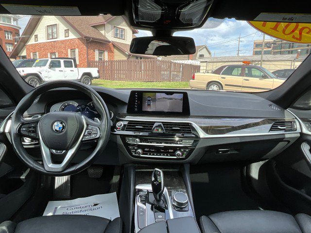 Used 2017 BMW 540i xDrive image 12