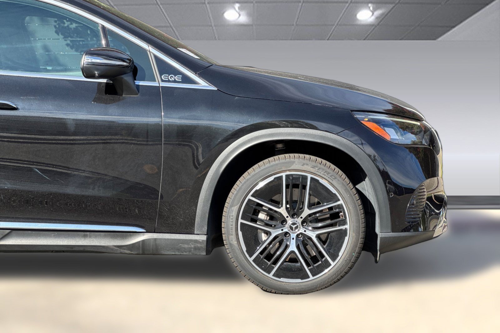 Certified 2023 Mercedes-Benz EQE 350+ 4MATIC SUV image 36