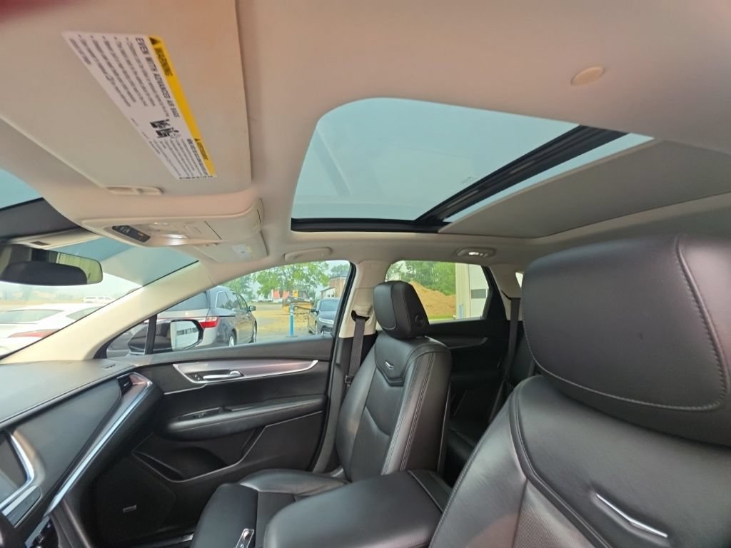 Used 2019 Cadillac XT5 Luxury FWD image 15