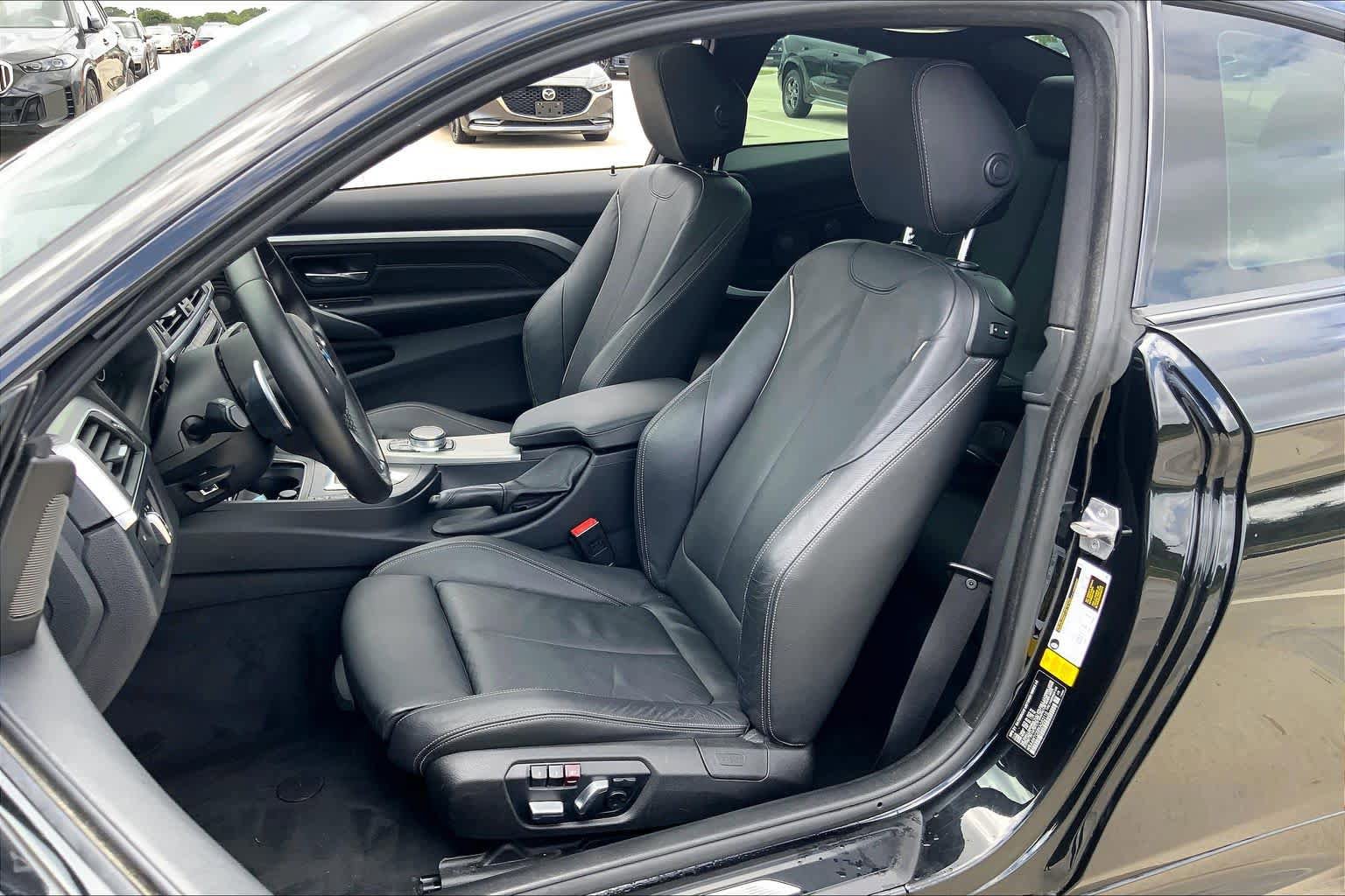 Used 2019 BMW 440i Coupe w/ M Sport Package RWD image 7