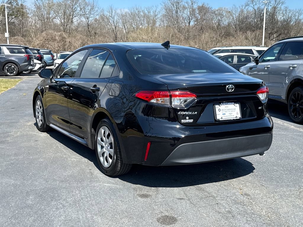 Used 2025 Toyota Corolla LE image 5