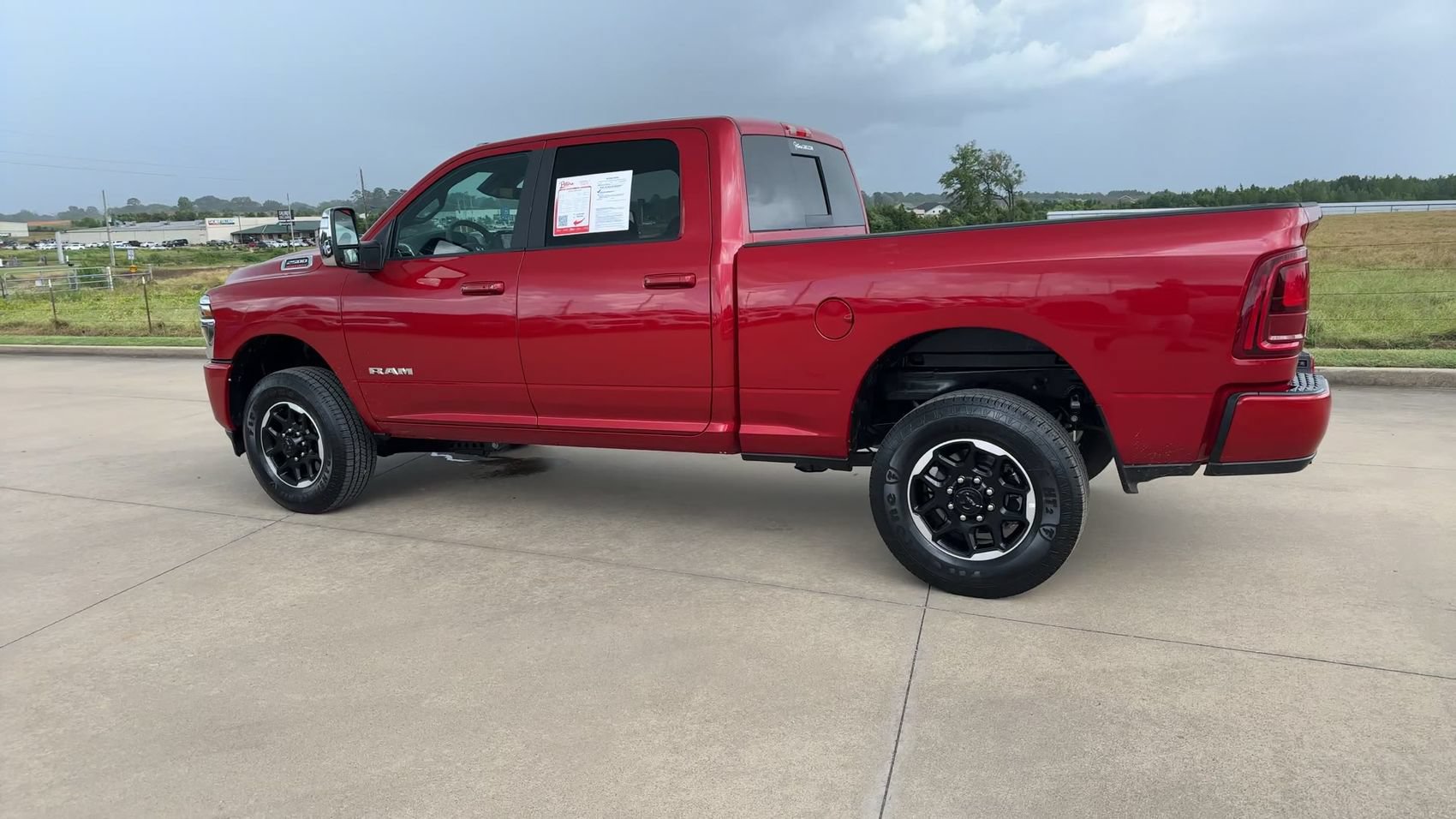 Used 2026 RAM 2500 Laramie AWD/4WD image 6