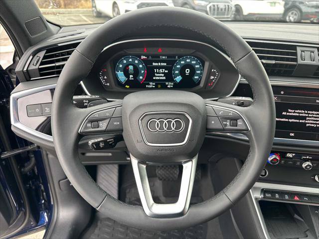 Used 2025 Audi Q3 2.0T Premium Plus w/ Premium Plus Package AWD/4WD image 25