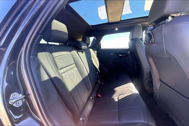 New 2025 Land Rover Range Rover Evoque Dynamic SE AWD/4WD image 32