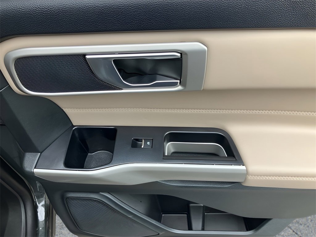 Used 2023 Ford Explorer XLT w/ Equipment Group 202A image 50