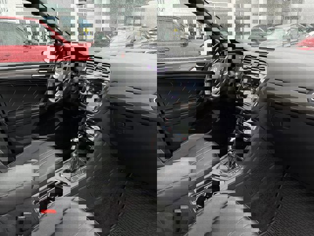 Used 2023 Volkswagen Tiguan SE R-Line image 18