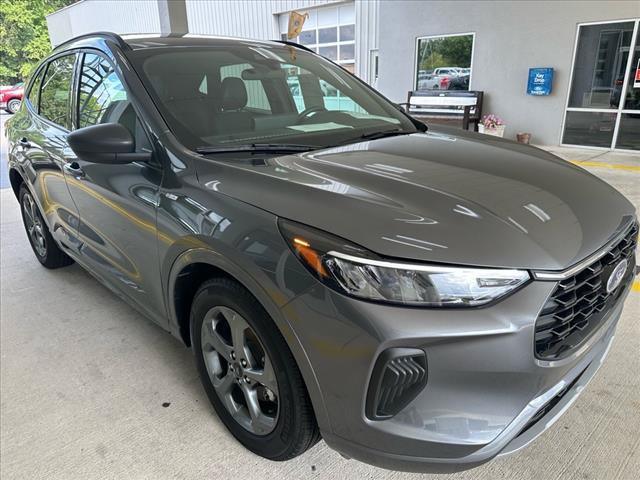 Certified 2023 Ford Escape ST-Line w/ Tech Pack #1 FWD image 9