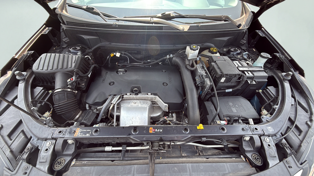 Used 2020 Chevrolet Equinox Premier FWD image 38
