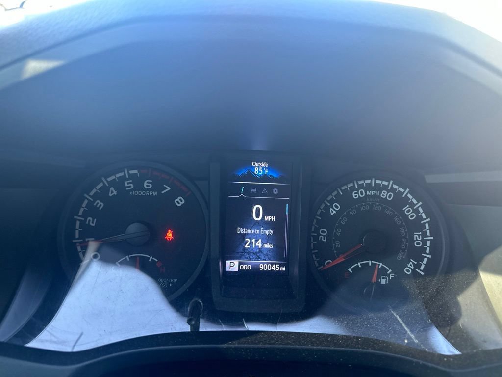 Used 2022 Toyota Tacoma SR RWD image 12