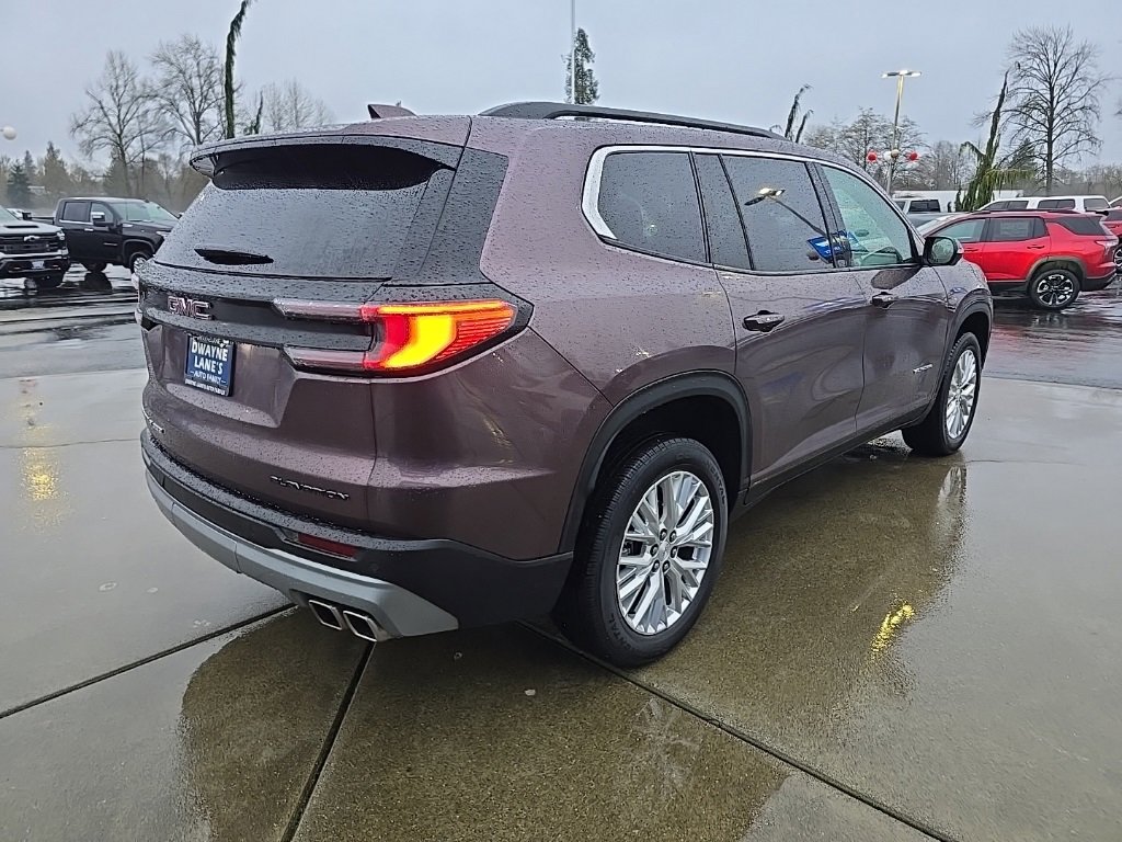 Used 2024 GMC Acadia Elevation image 6