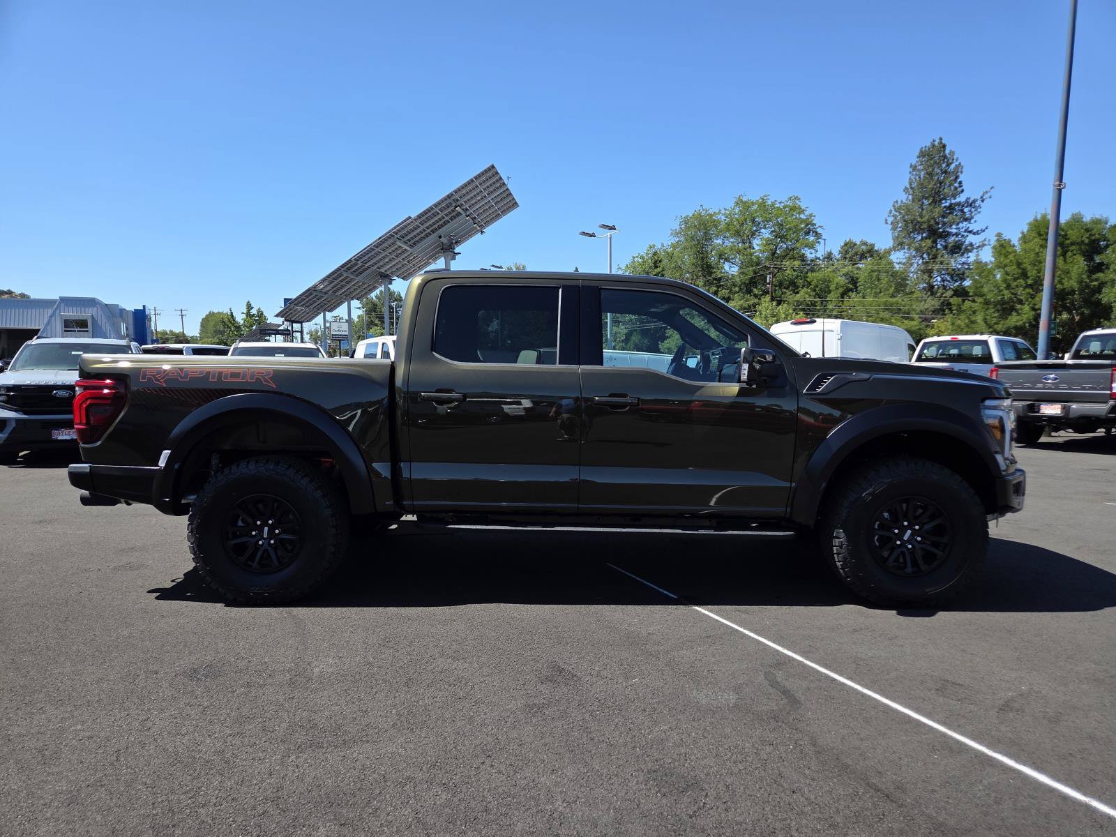 New 2026 Ford F150 Raptor AWD/4WD image 4