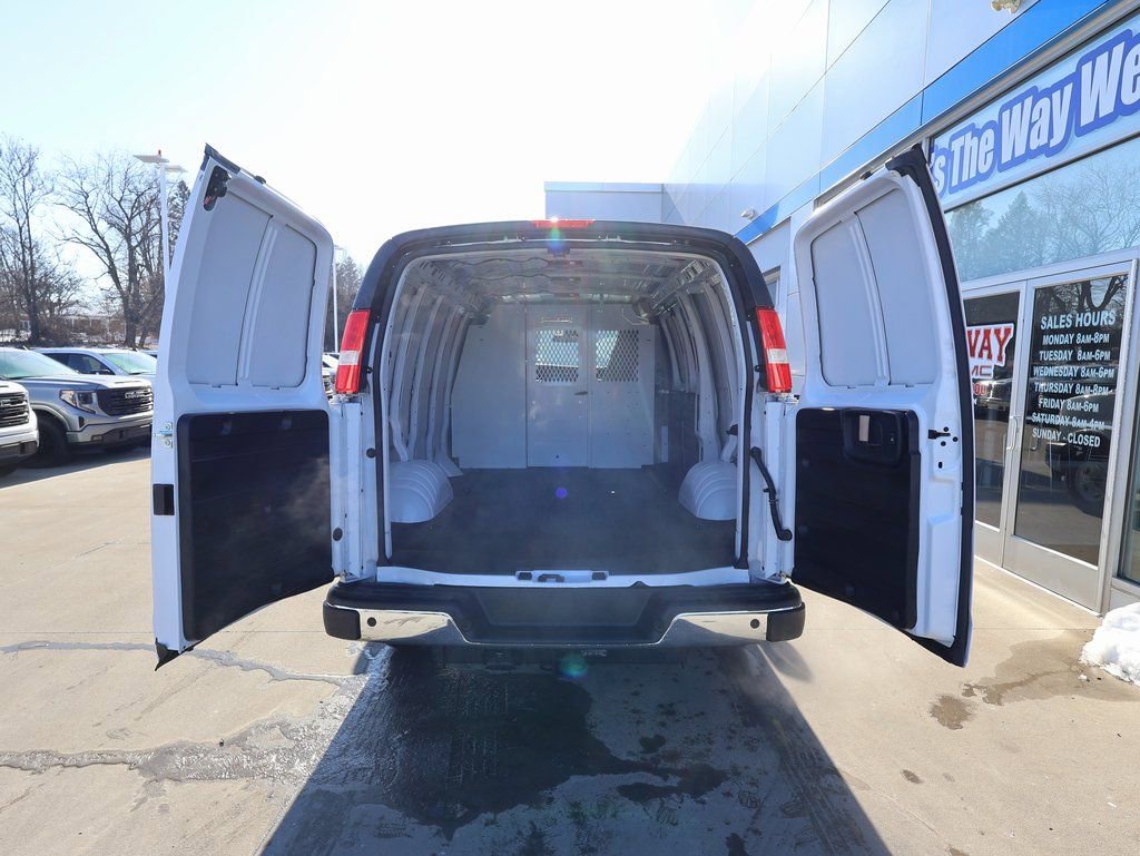 New 2025 Chevrolet Express 2500 w/ Driver Convenience Package image 19