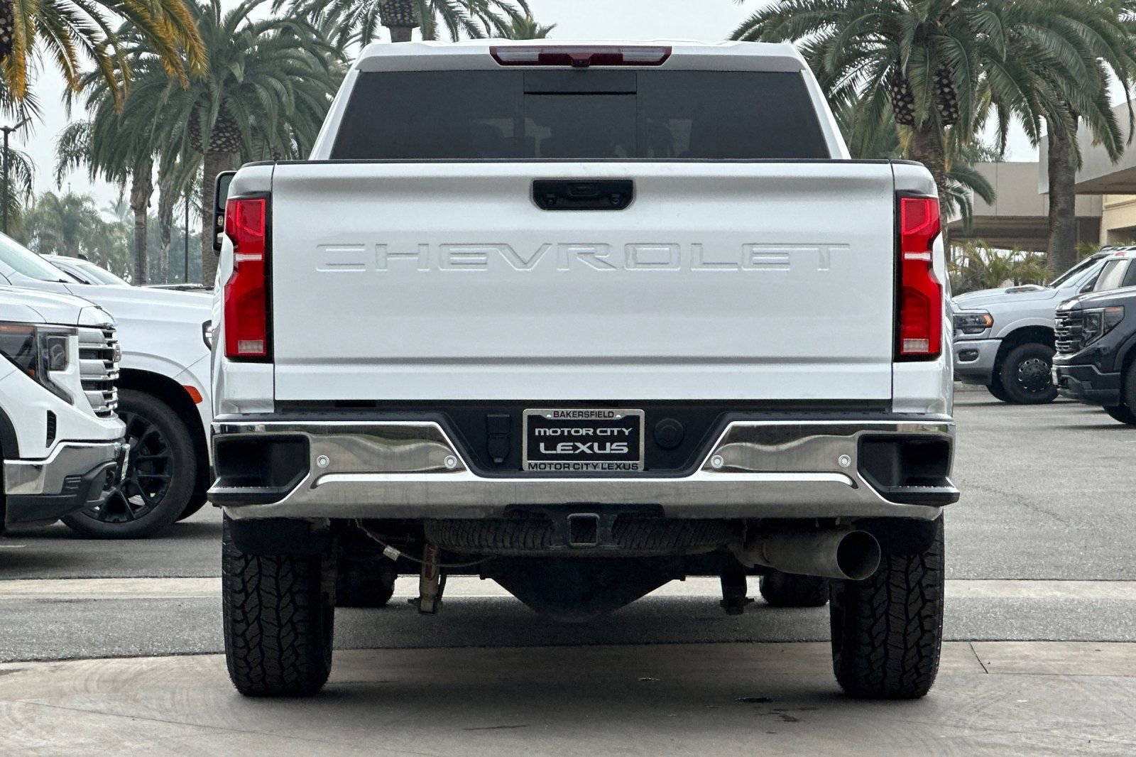 Used 2024 Chevrolet Silverado 2500 LTZ w/ LTZ Convenience Package image 5