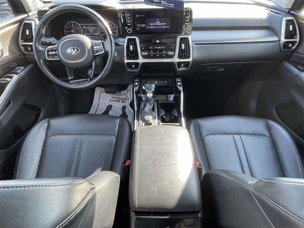 Used 2021 Kia Sorento SX image 11