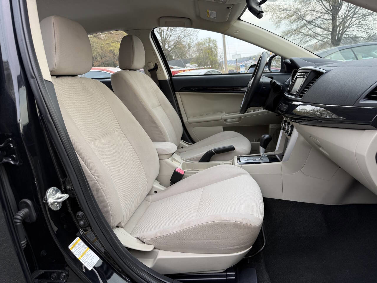 Used 2017 Mitsubishi Lancer ES image 14