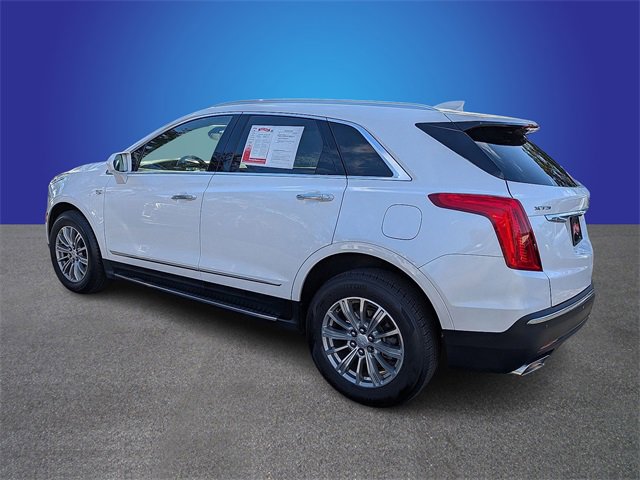 Used 2018 Cadillac XT5 Luxury w/ Driver Awareness Package image 3