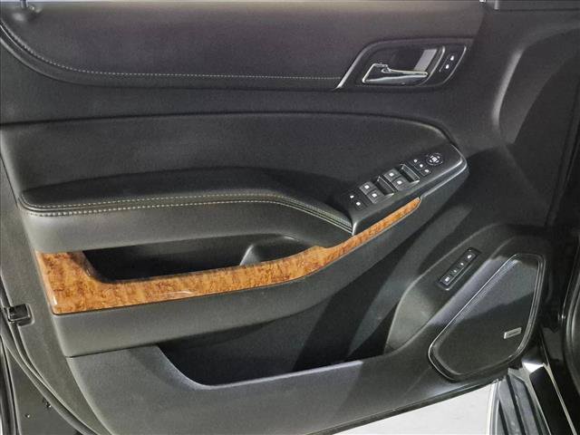 Used 2018 Chevrolet Suburban Premier RWD image 9