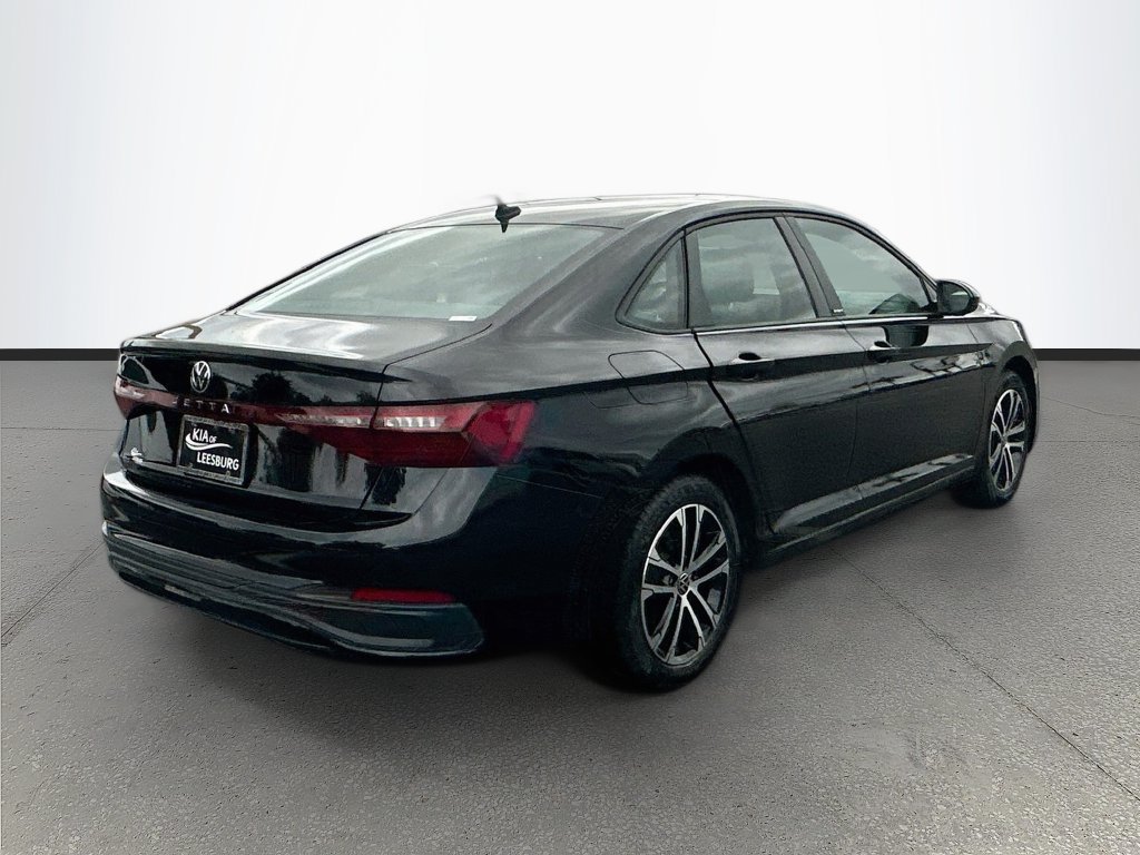 Used 2025 Volkswagen Jetta Sport FWD image 7