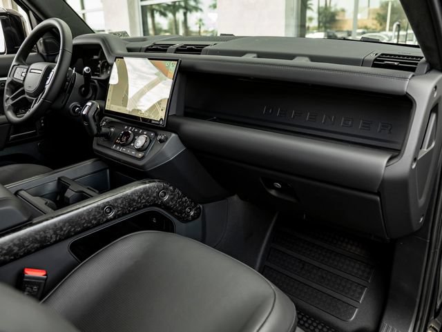 New 2026 Land Rover Defender 110 OCTA AWD/4WD image 41
