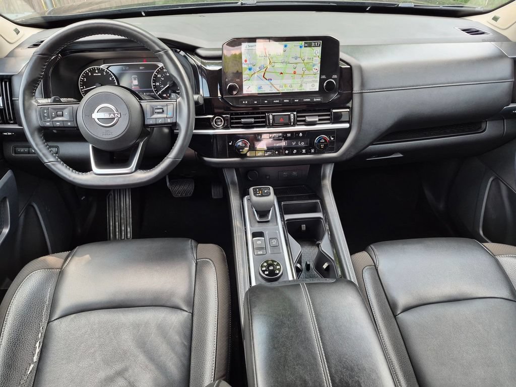Used 2024 Nissan Pathfinder SL w/ SL Premium Package AWD/4WD image 28
