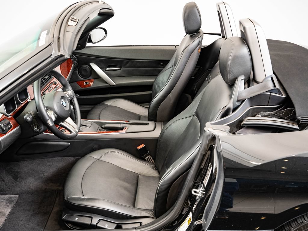 Used 2006 BMW Z4 3.0si RWD image 37
