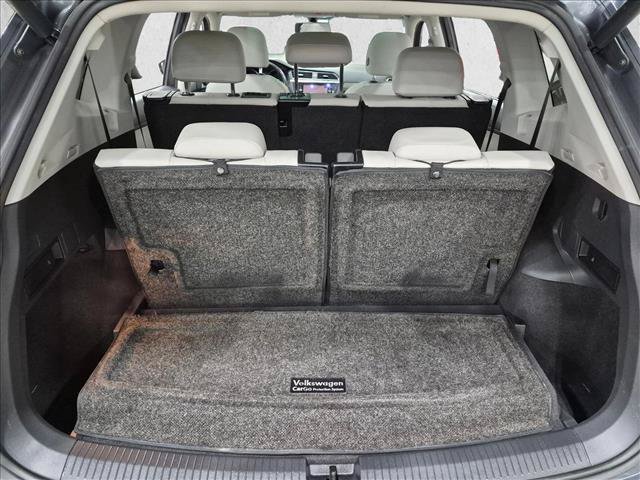 Used 2018 Volkswagen Tiguan SEL FWD image 6