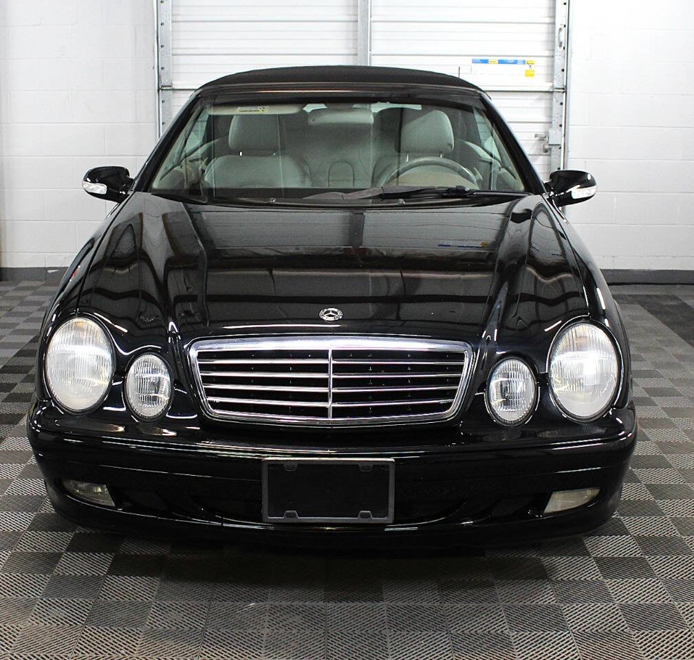 Used 2001 Mercedes-Benz CLK 320 Cabriolet image 5