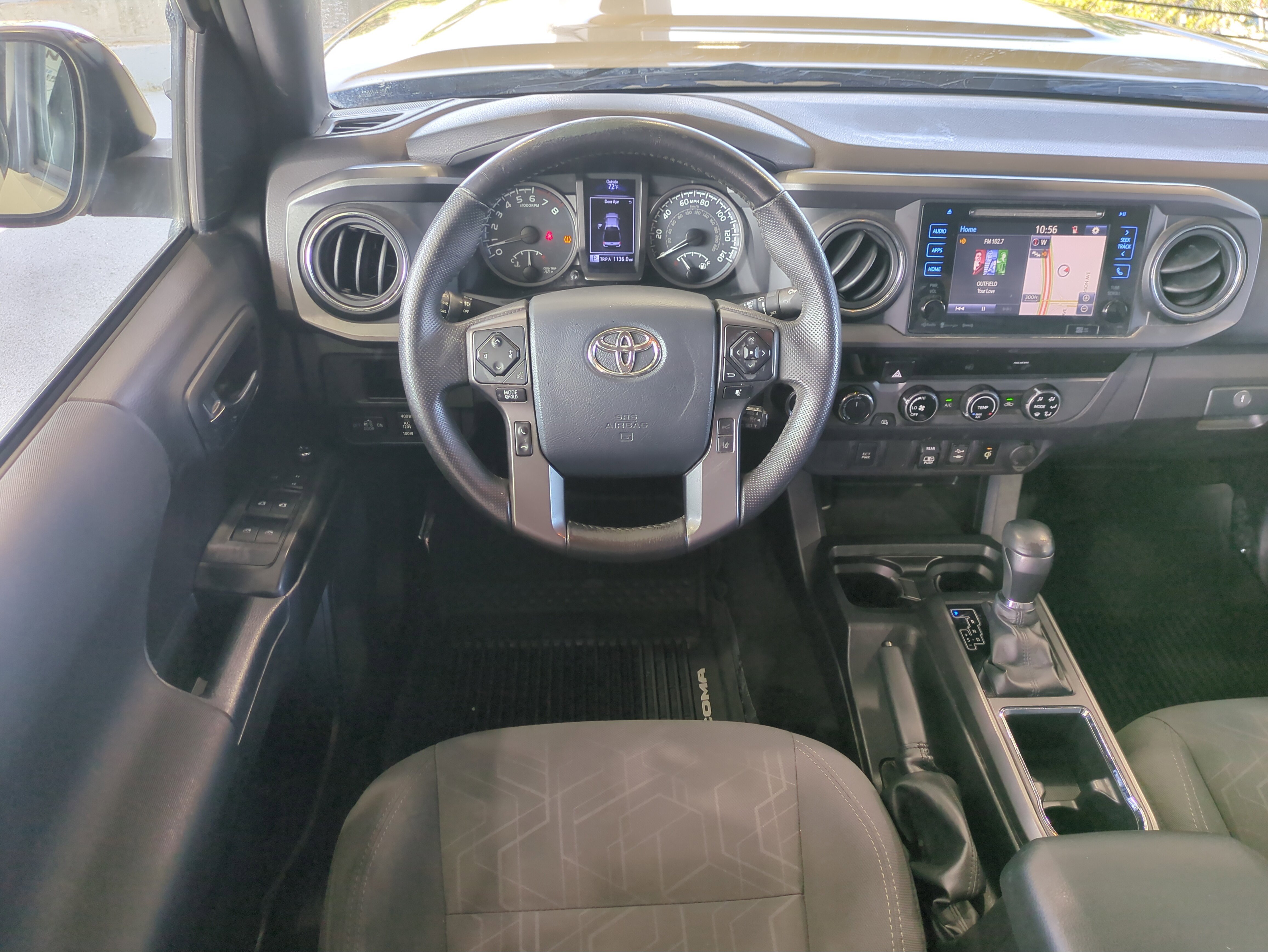 Used 2018 Toyota Tacoma TRD Sport image 18