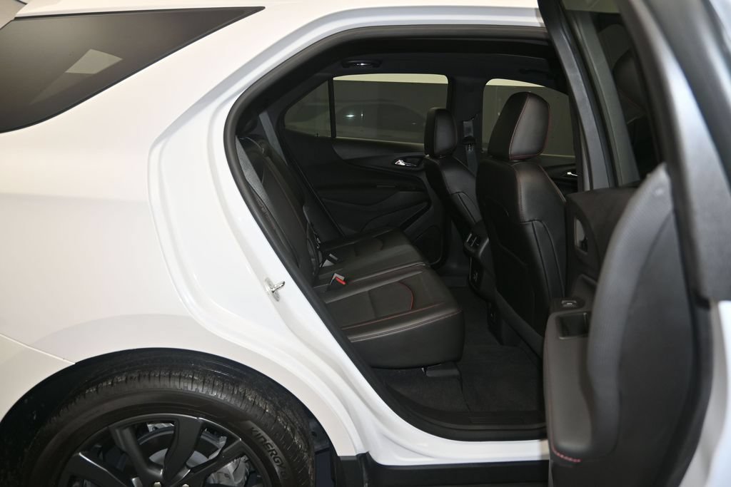 Used 2024 Chevrolet Equinox RS w/ RS Leather Package AWD/4WD image 27