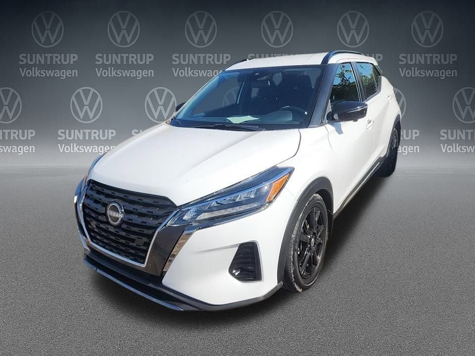 Used 2023 Nissan Kicks SR image 32
