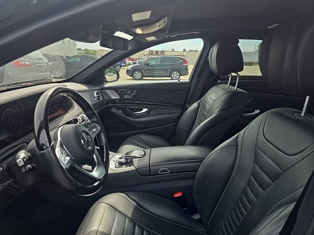 Used 2020 Mercedes-Benz S 560 4MATIC Sedan image 5