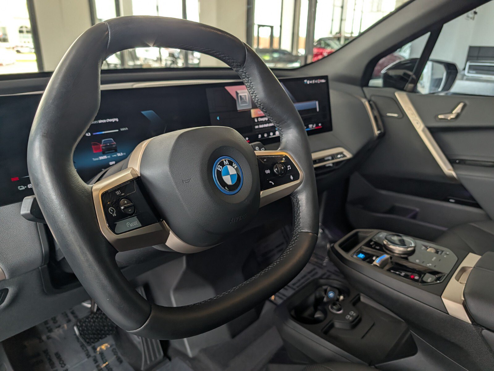 Certified 2024 BMW iX xDrive50 w/ Sport Package AWD/4WD image 16