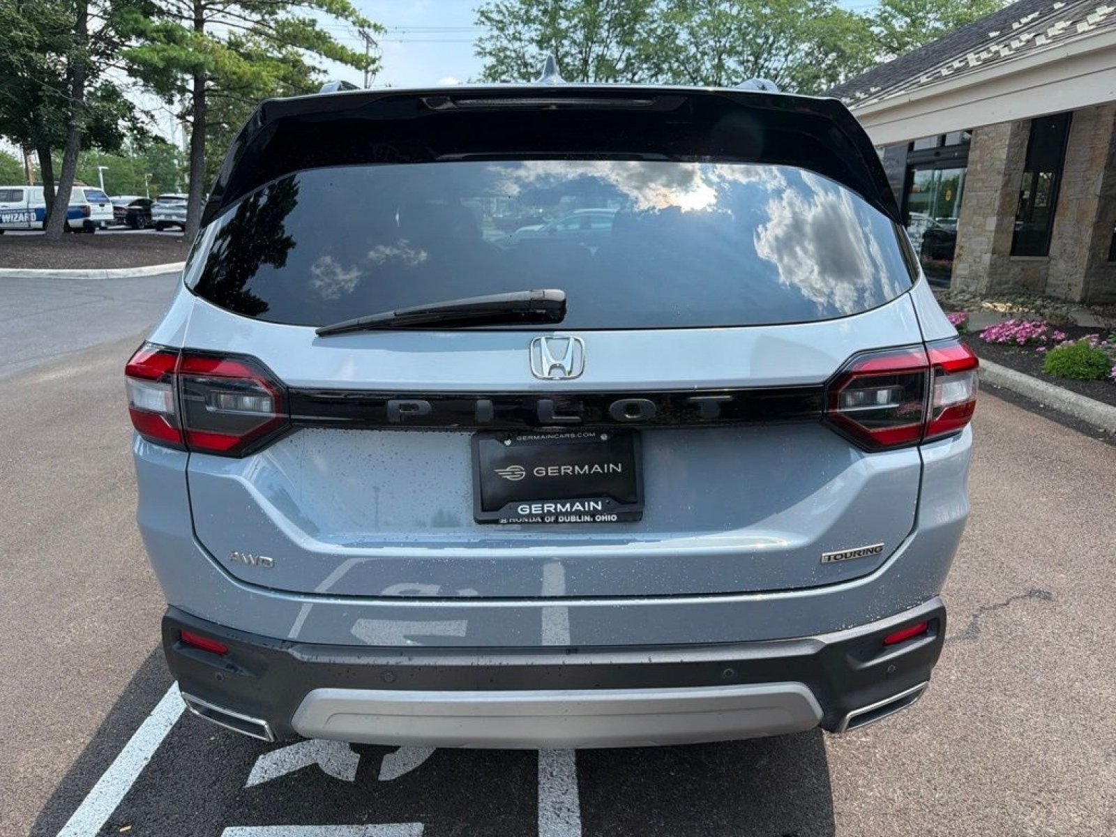 Used 2024 Honda Pilot Touring image 7