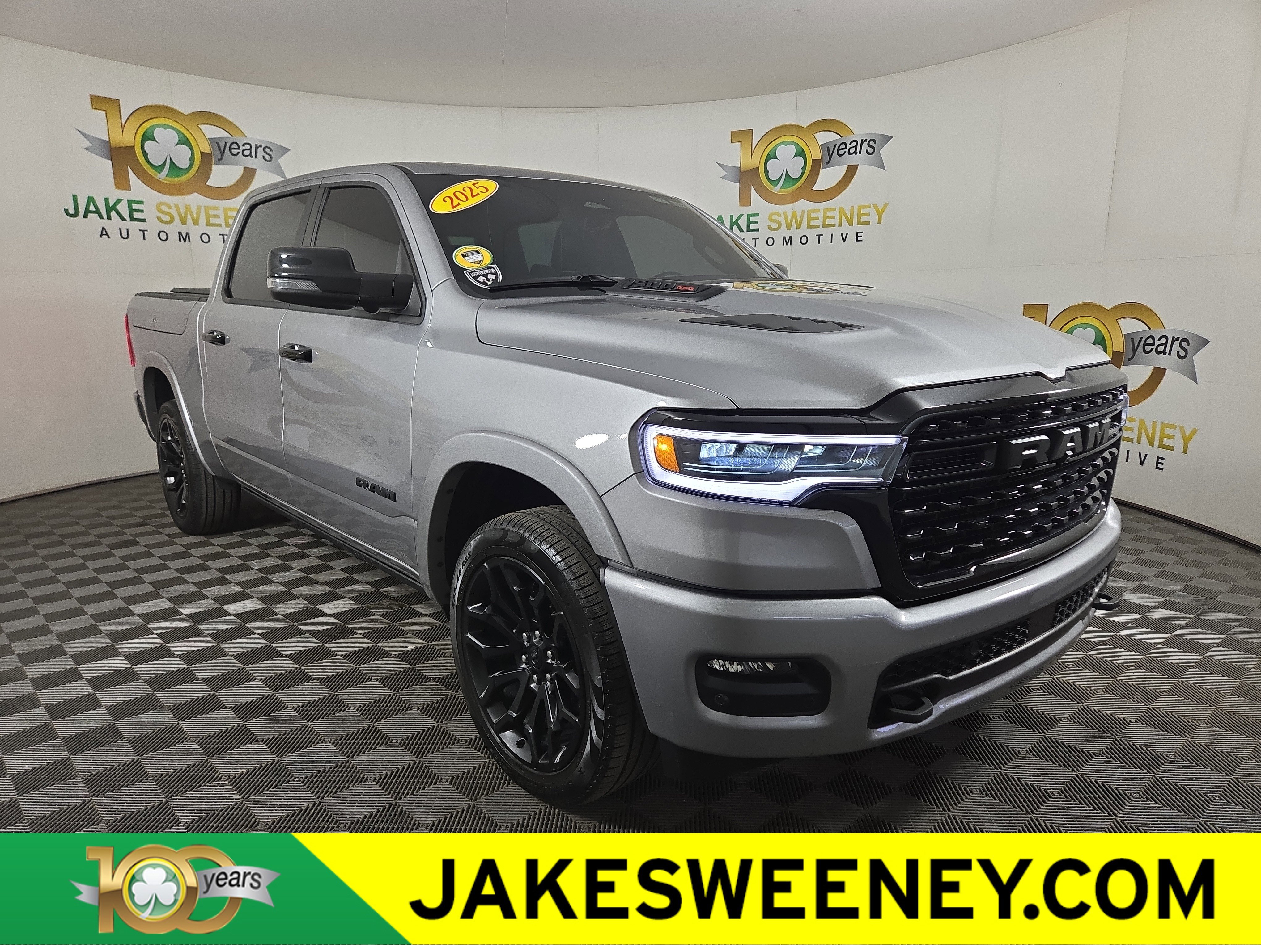 Used 2025 RAM 1500 Limited image 1