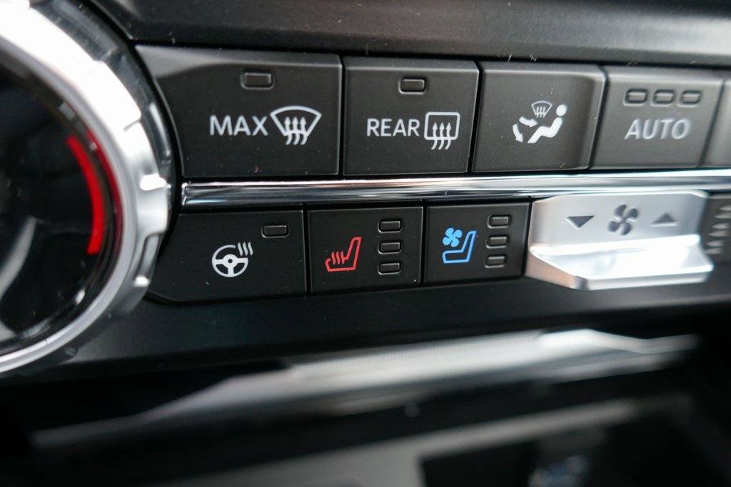 New 2026 Ford F350 Platinum w/ FX4 Off-Road Package image 21