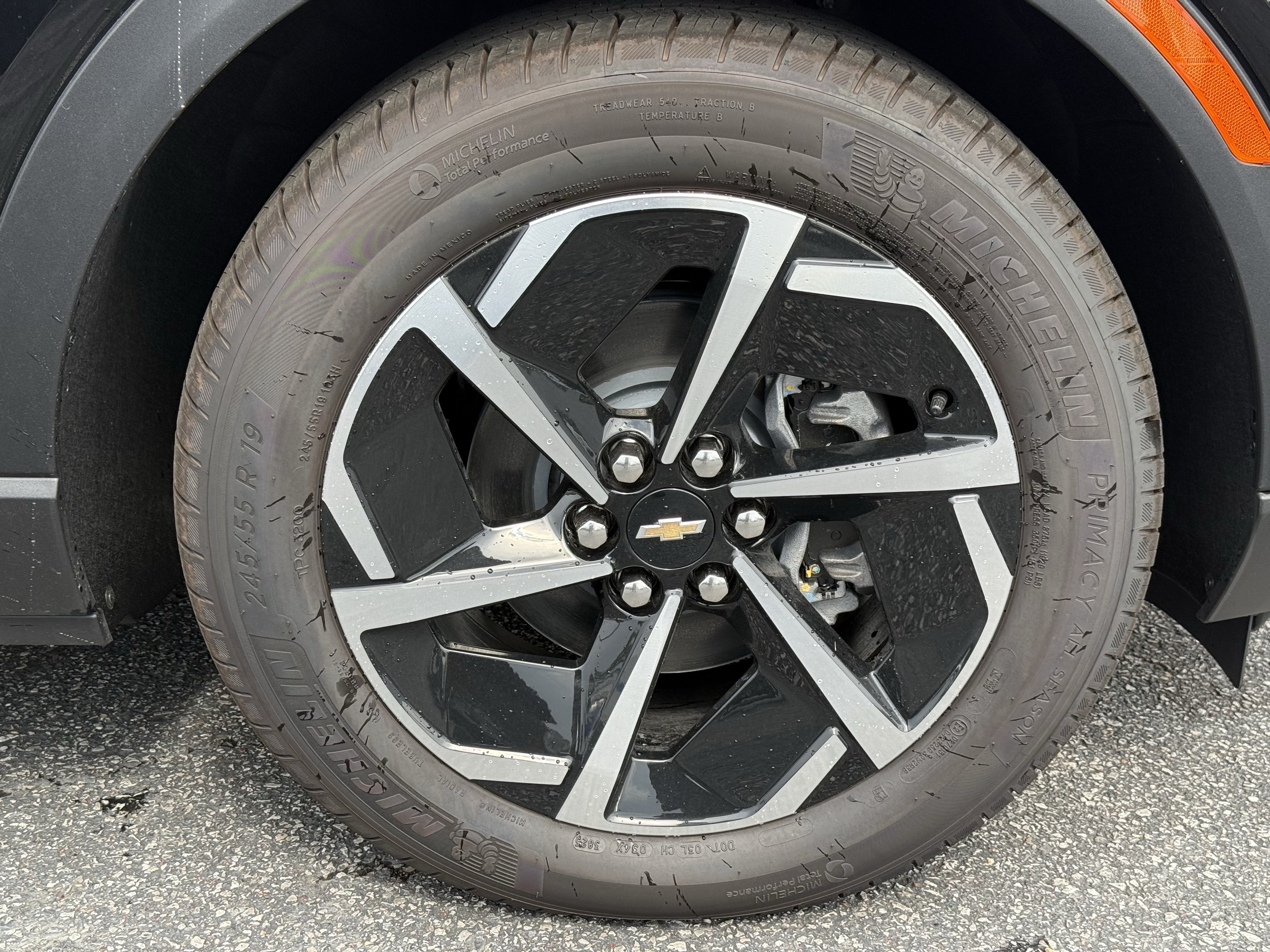 New 2026 Chevrolet Equinox EV LT FWD image 13