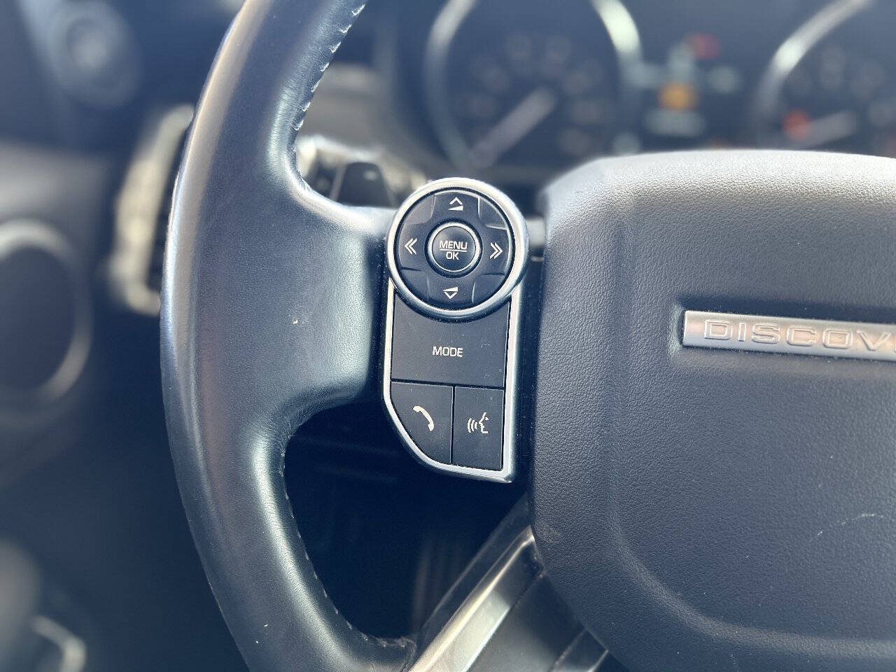 Used 2018 Land Rover Discovery SE AWD/4WD image 66