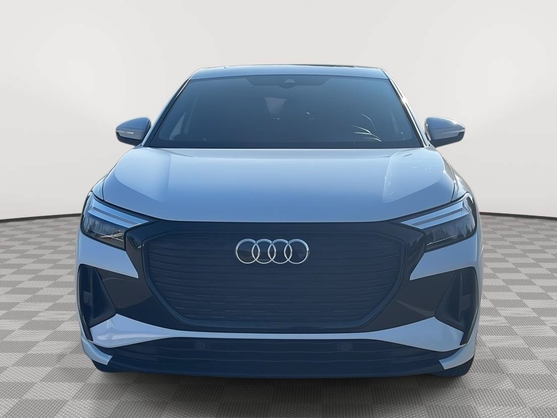 Used 2022 Audi Q4 e-tron Premium Plus w/ Premium Plus AWD/4WD image 3