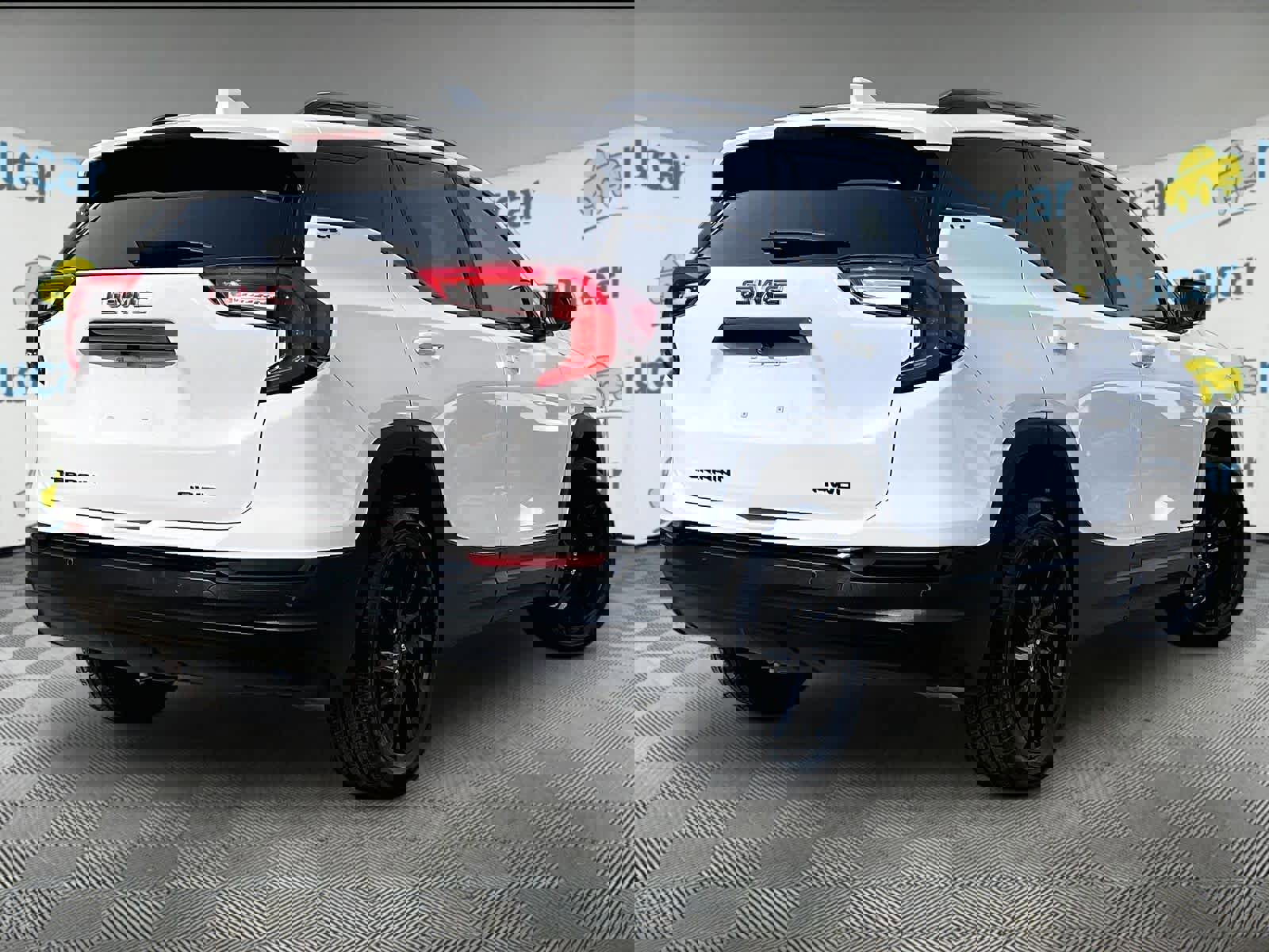 Used 2023 GMC Terrain SLE w/ Driver Convenience Package image 6