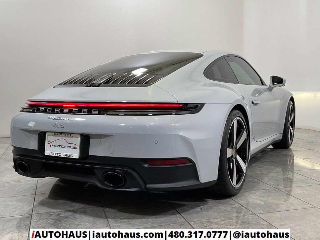 Used 2026 Porsche 911 Carrera w/ Premium Package RWD image 17